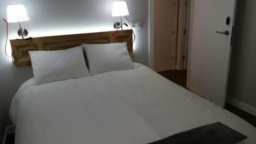 Diezmadrid Hostal - photo 2