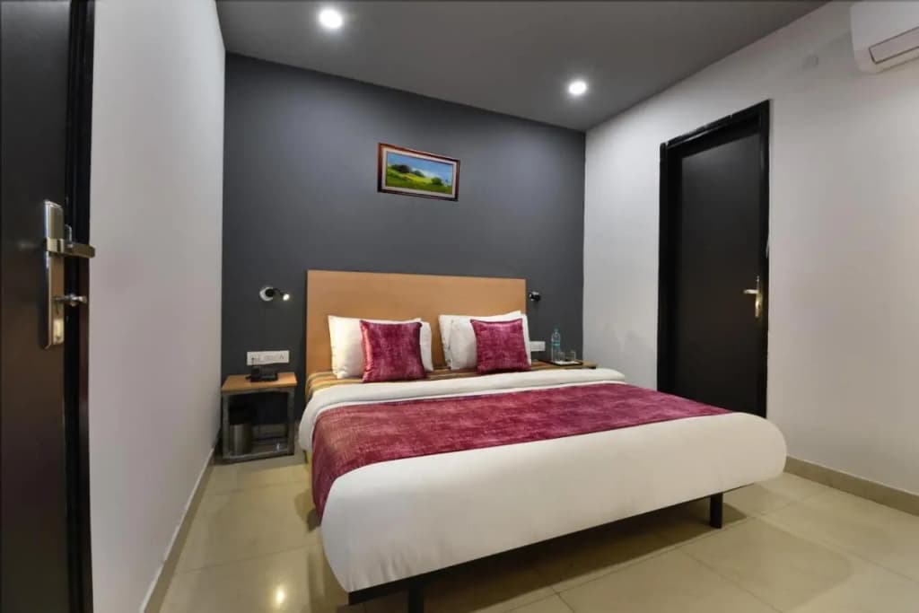 Hotel Orchid Saffron - photo 40