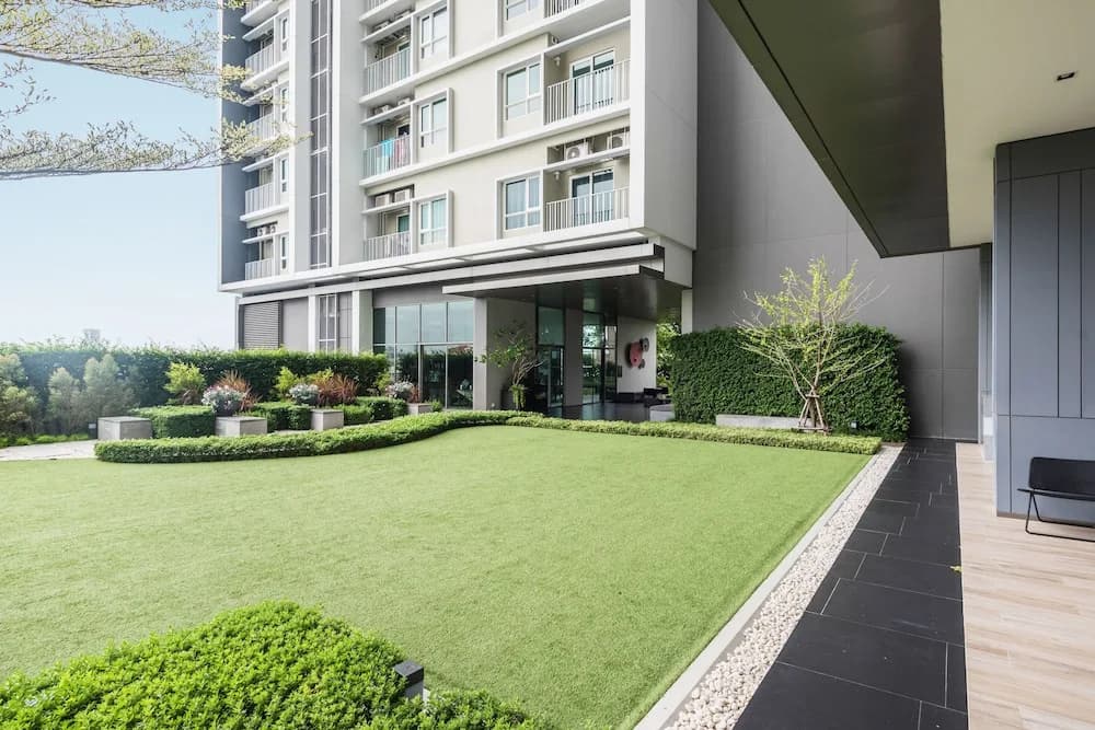 Key Sathorn-Chareanrad By Favstay - main photo