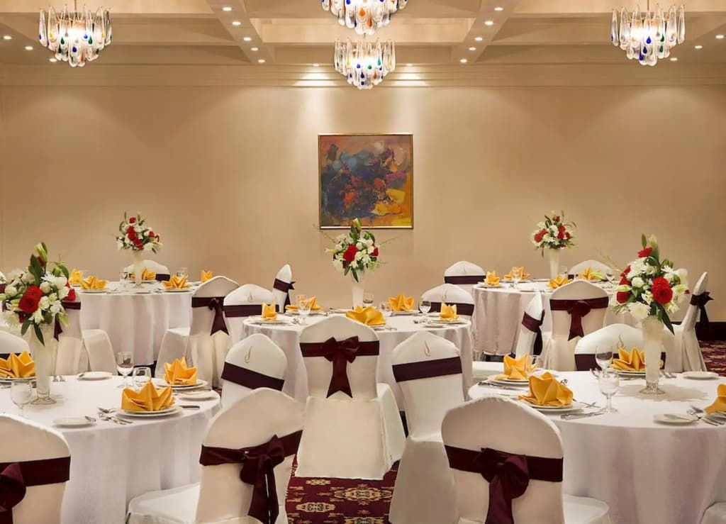 City Seasons Suites - photo 33