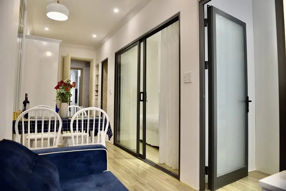 New Luxury Apartment in City Center - photo 4