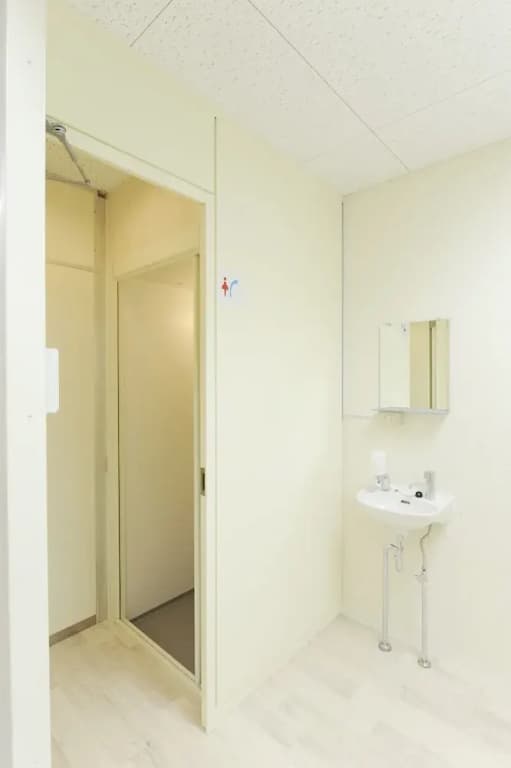SEACRET BASE EBISUTEI SOUZOU with SAKE BAR - Hostel - photo 4