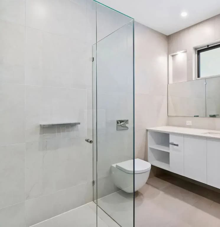 Hillside Luxe With Spa Bay Views - photo 8