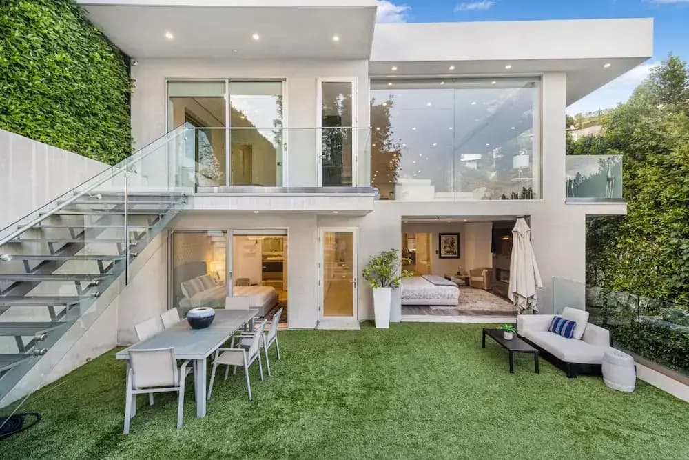 Sunset Heights - Elegant Modern Villa With Beautiful Views in the Hills - photo 38