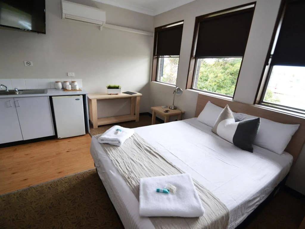 Crossroads Hotel Liverpool - photo 4