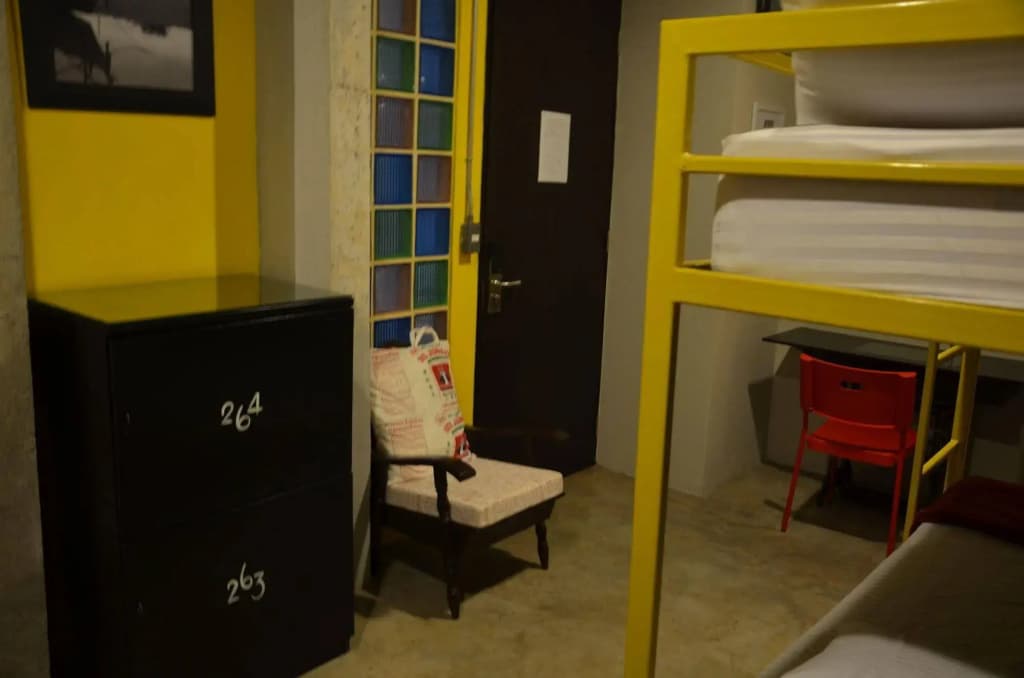 Silom Art Hostel - photo 4