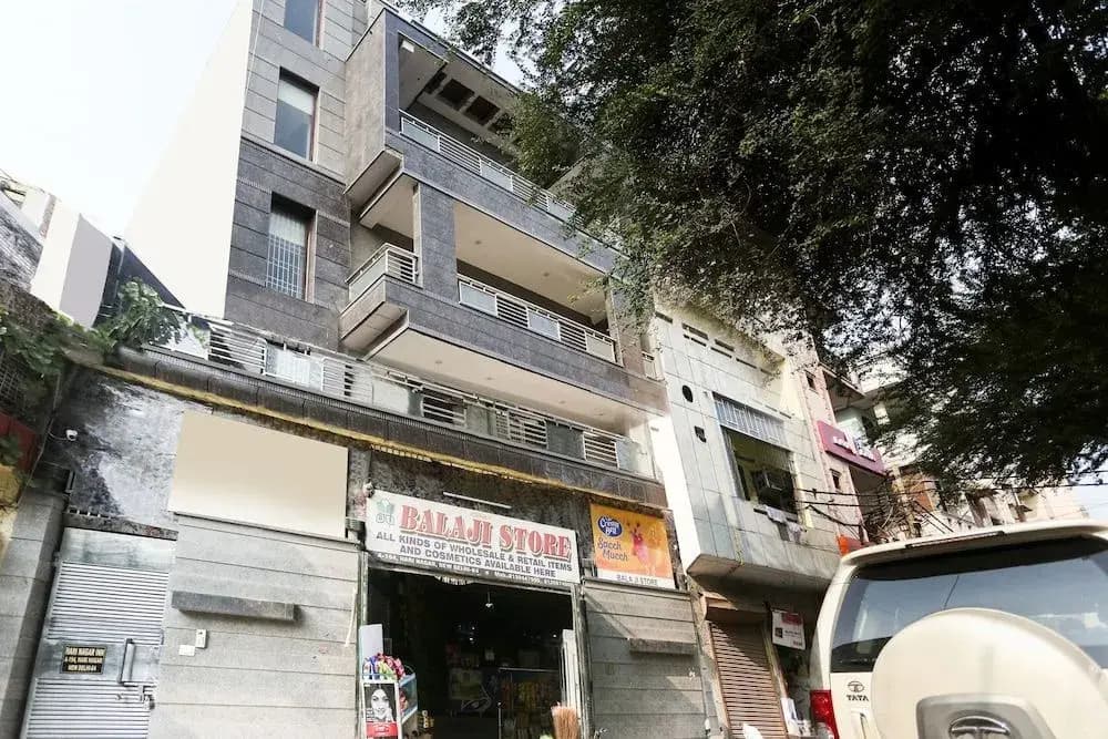 Oyo 60529 Hari Nagar Inn - main photo