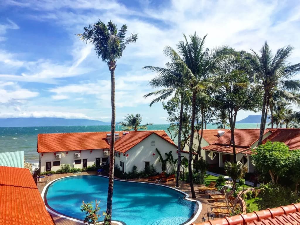 Hula Hula Beachfront Phu Quoc - photo 15