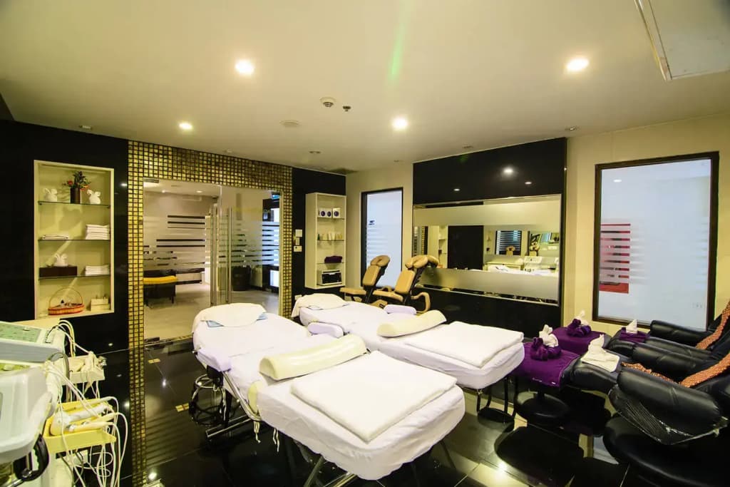 Deevana Plaza Phuket - photo 30