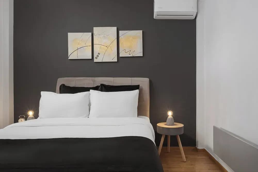 Acropolis Atmospheric Apartment - photo 3