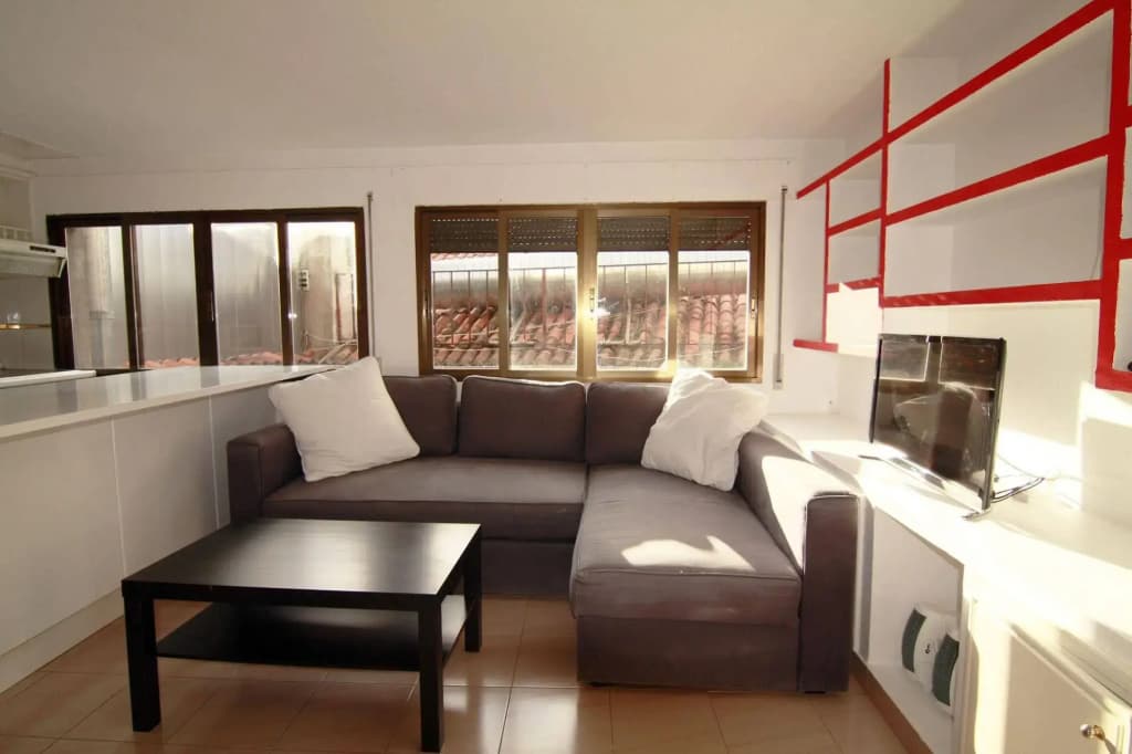 Sol Mayor Apartments - photo 3