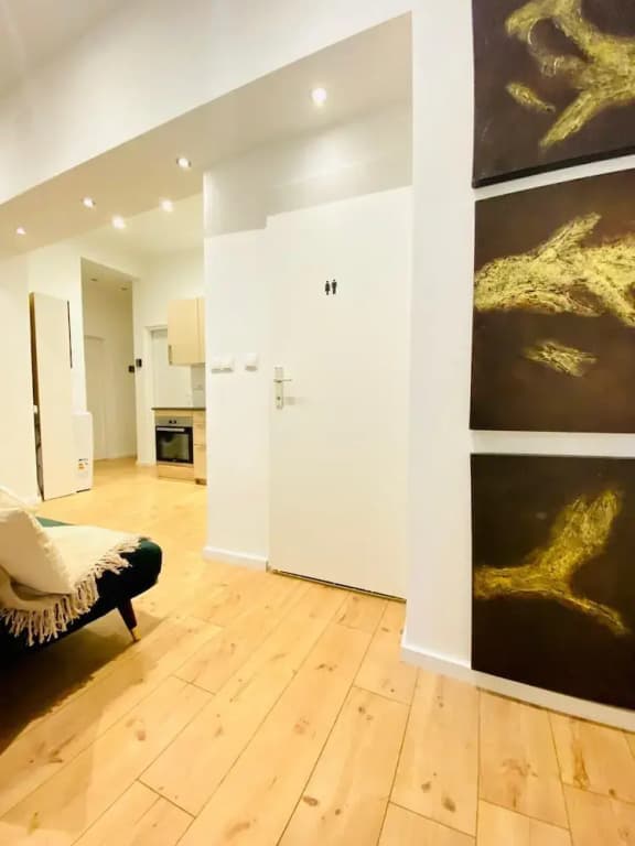 Charming 4 Bedroom Apartment Ottakring - photo 16
