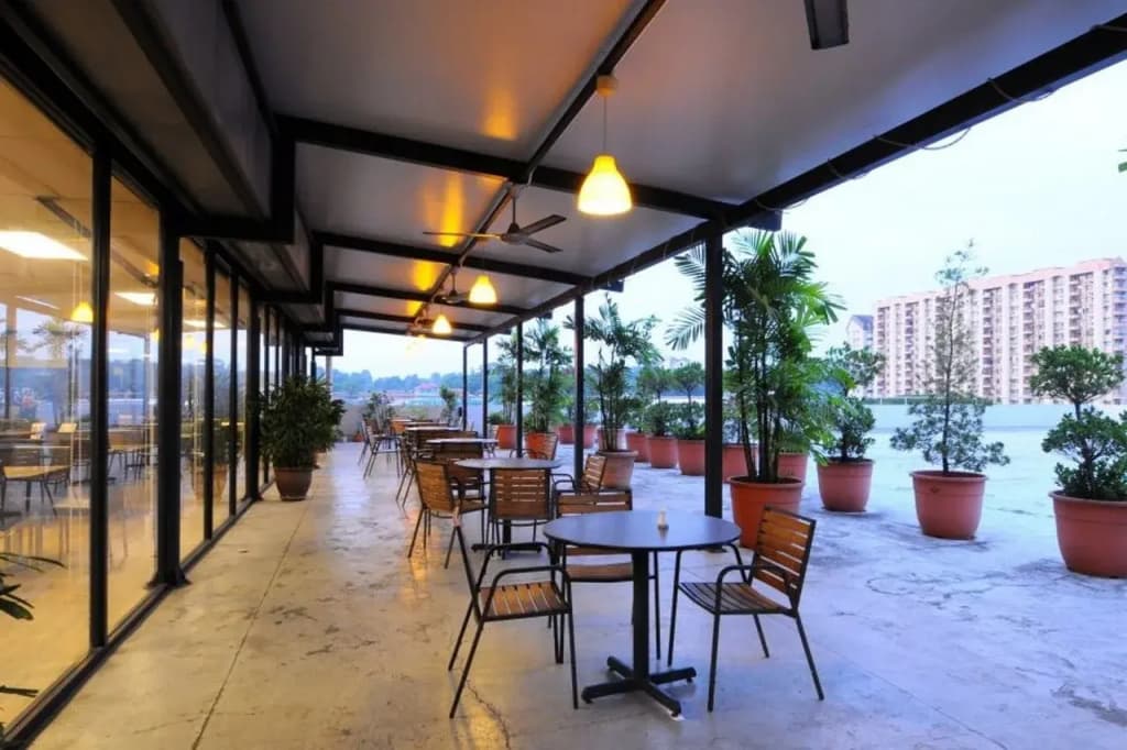 Hotel Sentral KL @ KL Sentral Station - photo 17