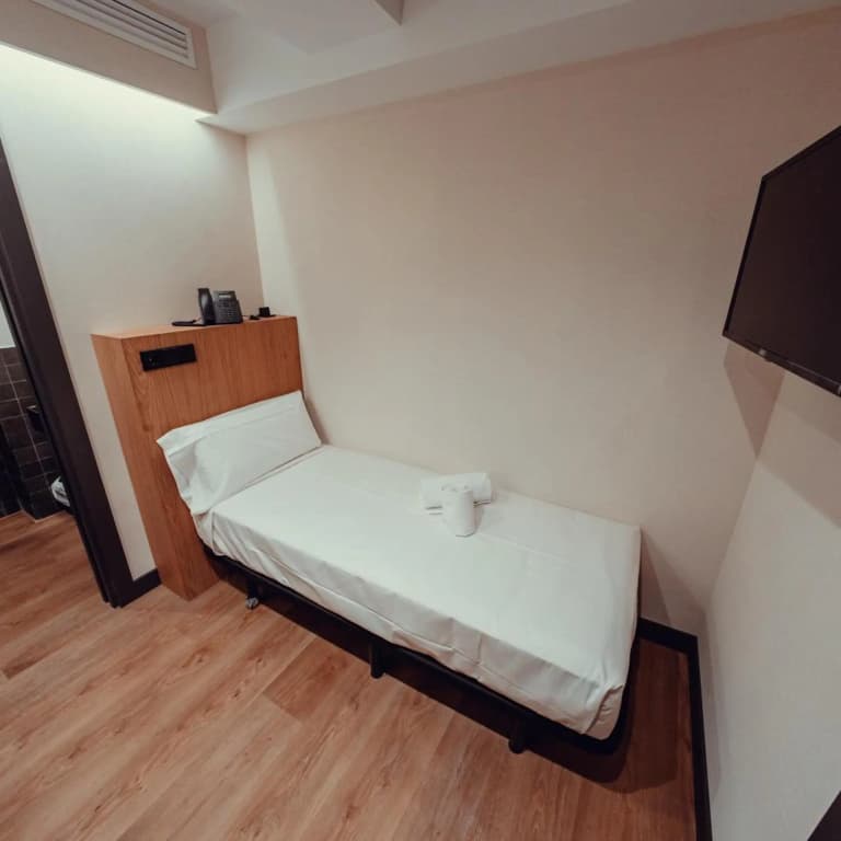 Hotel Transit - photo 24