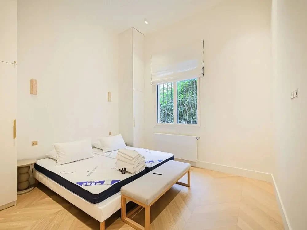 Sumptuous Apartment With Garden / Arc de Triomphe - photo 3