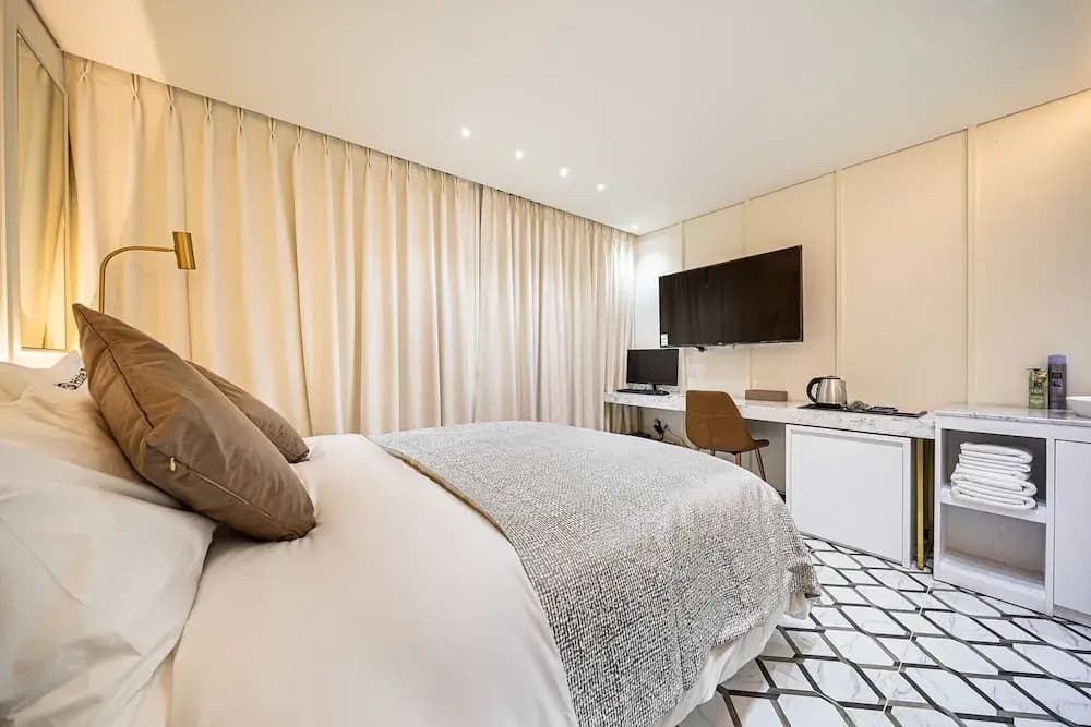 Olive Hotel - photo 3
