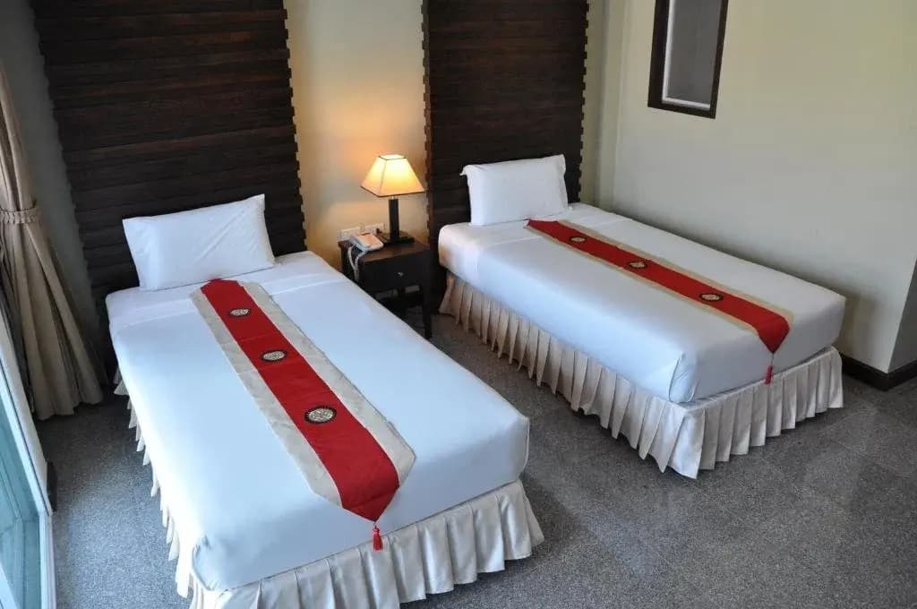 Karon Bay Inn - photo 4