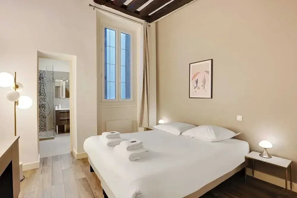 Charming Apartment - 2br/6p - Monnaie - photo 4