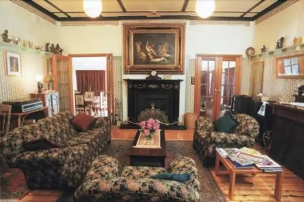 Sirens Bed & Breakfast - photo 5