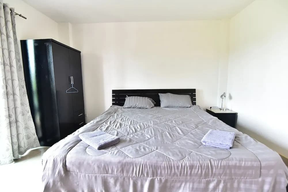 French Connection Hotel - photo 6