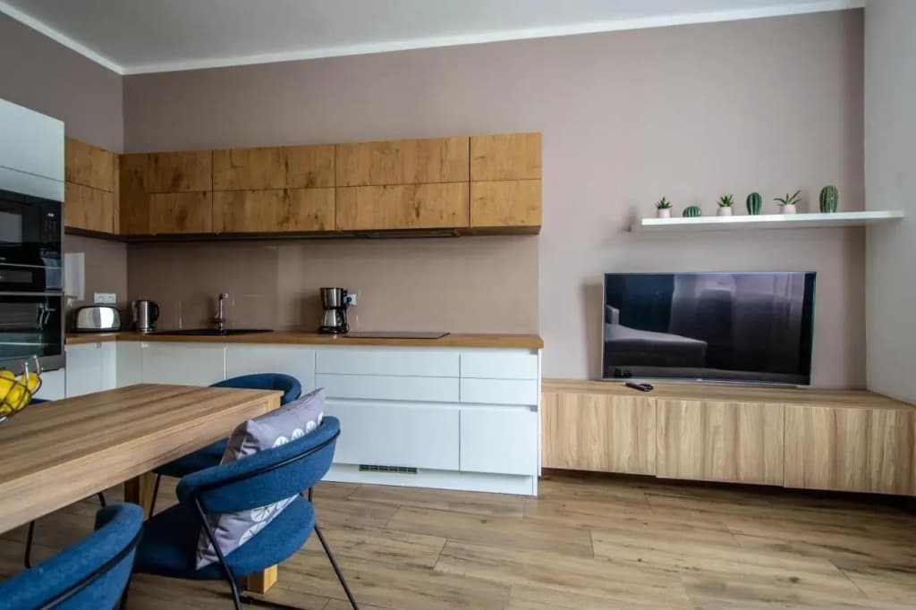 Executive Bright Apt. by Ruterra - photo 13