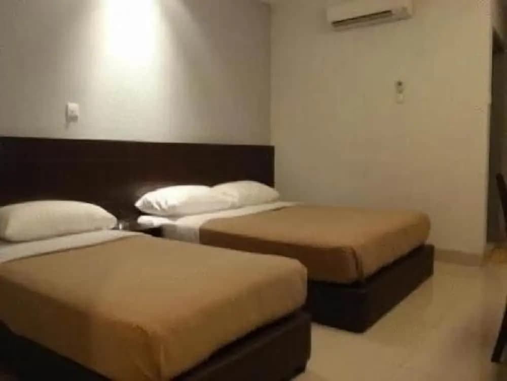 Tiong Nam Hotel Near Pasir Gudang - photo 15