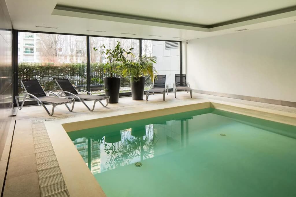 Skyscraper Riverview Lisbon with Indoor Pool - photo 23