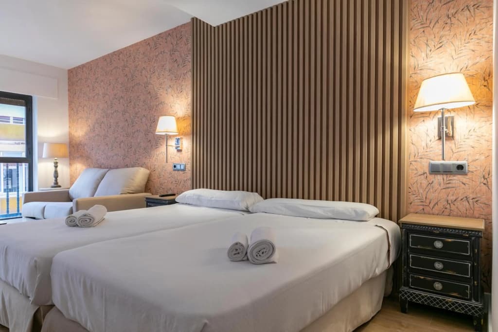 Quo Eraso Aparthotel - photo 33
