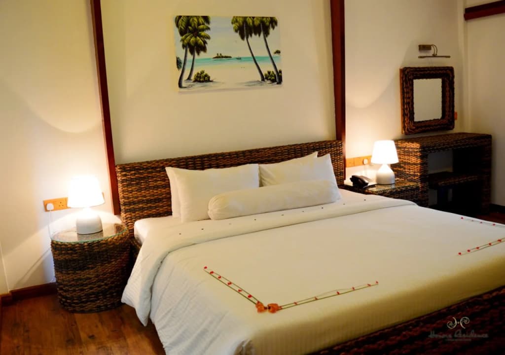 Long Beach Laamu - photo 2
