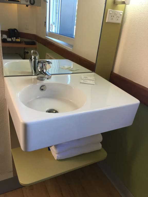 ibis Budget Campbelltown - photo 9