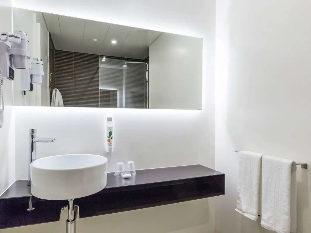ibis Styles Lisboa Centro Marquês de Pombal - photo 10