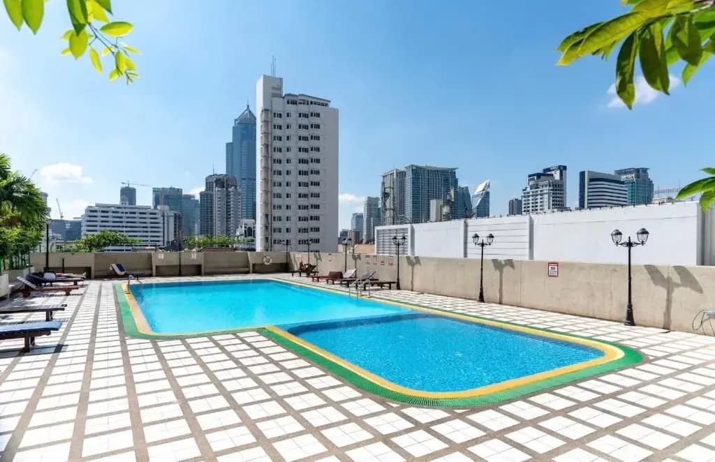 cozy apartment central bangkok 25th floor beautifull balcony - photo 13