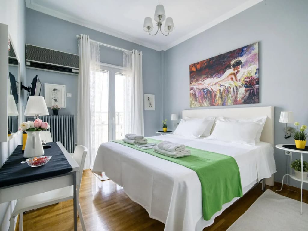 Snug apartment in Αθήνα with veranda - photo 2