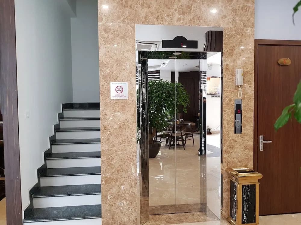 Helenhalong Hotel - photo 13