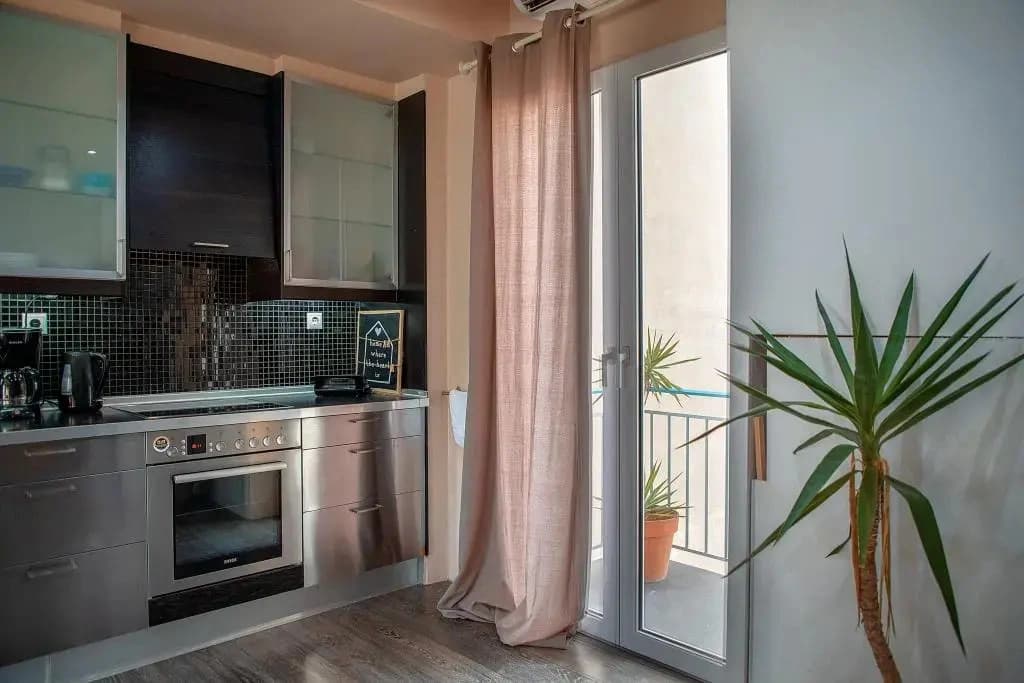 Myron's apartment - photo 1