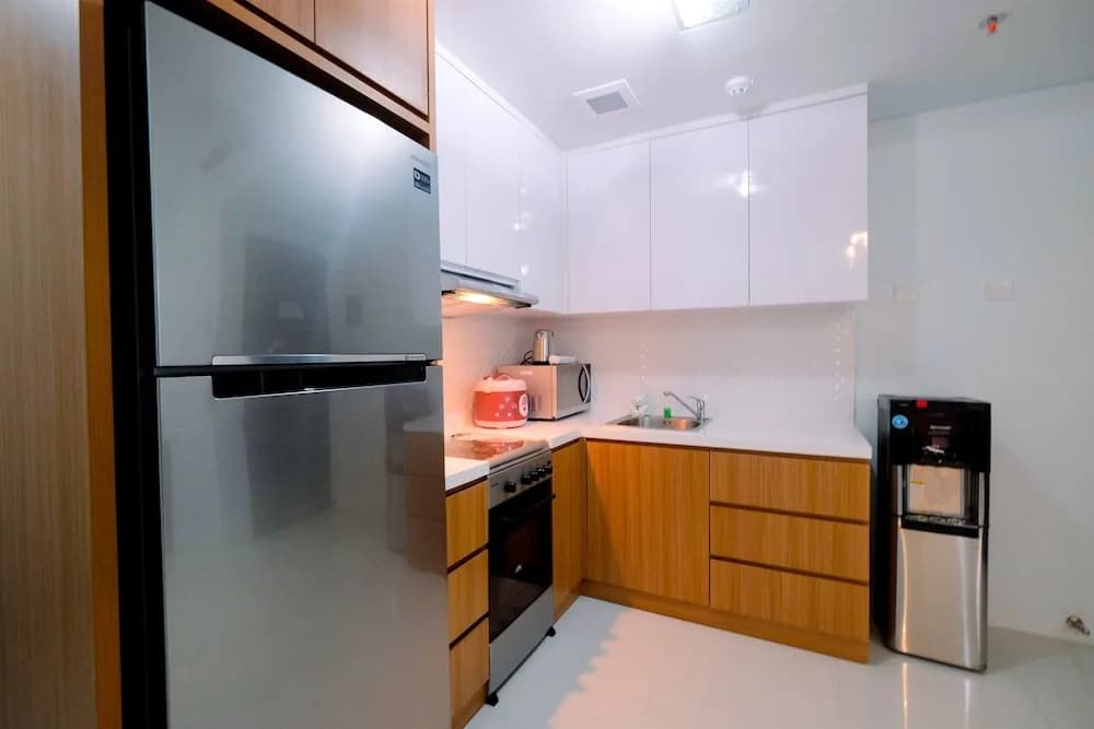 Simply 2BR Lexington Apartment - photo 20