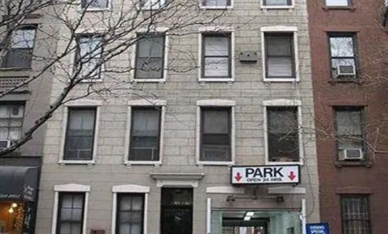 515 Flats - photo 1