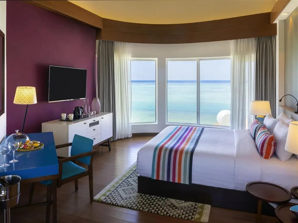 Mercure Maldives Kooddoo - photo 8
