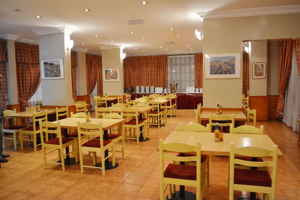 Galaxy Plaza Hotel - photo 6