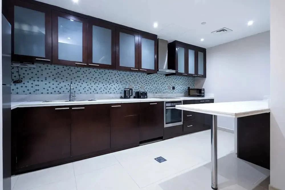Stylish 2BR Business Bay Pool Access - photo 15