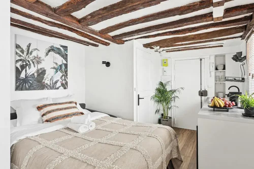 Cozy Getaway in Le Marais Heart of Paris - photo 6