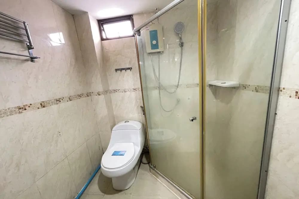 Lucky Inn Suites - photo 9