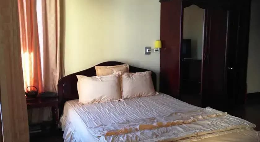 At Three King Hotel - photo 10