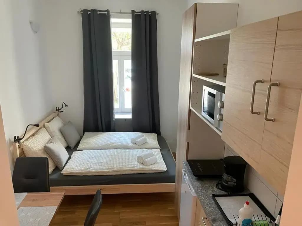 Luna Apartments - photo 3