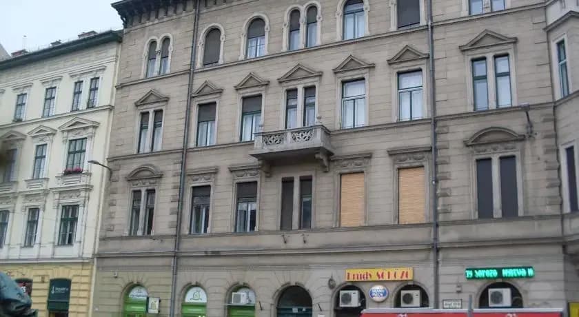 Sleepover City Center Hostel - photo 5