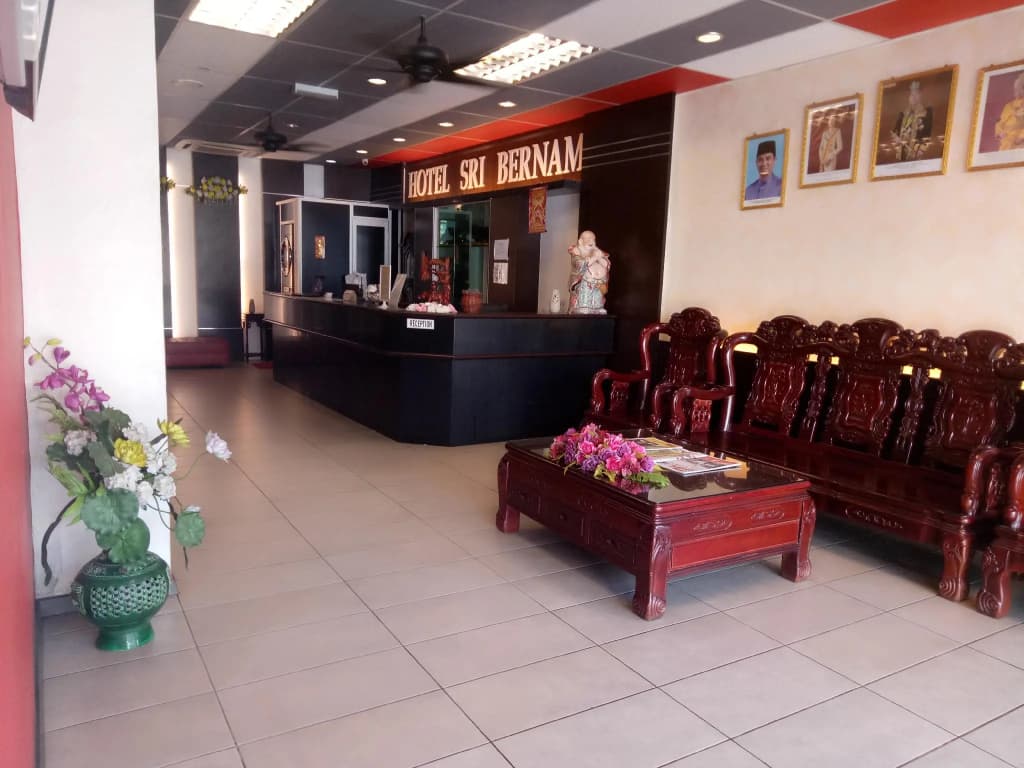 Hotel Sri Bernam - photo 2