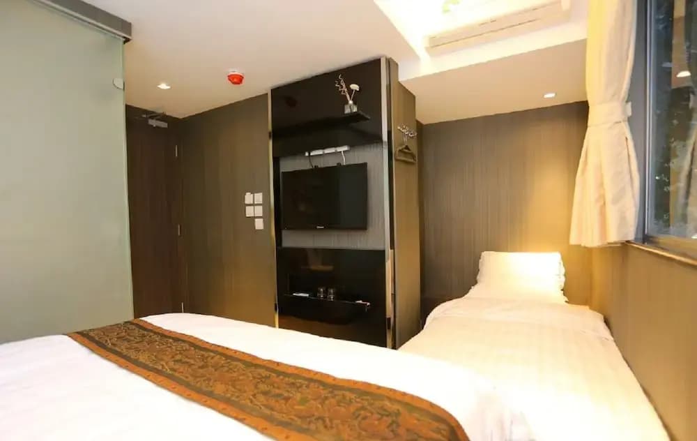 MY Hotel - photo 11