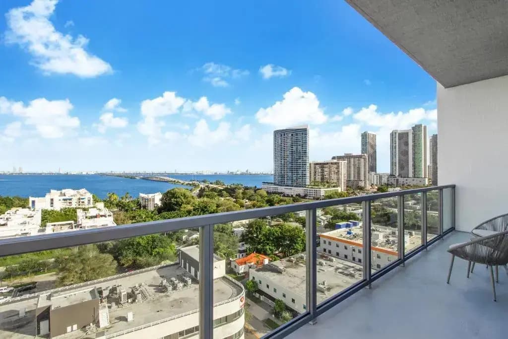 Zip Housing Miami · EE.UU. - photo 45