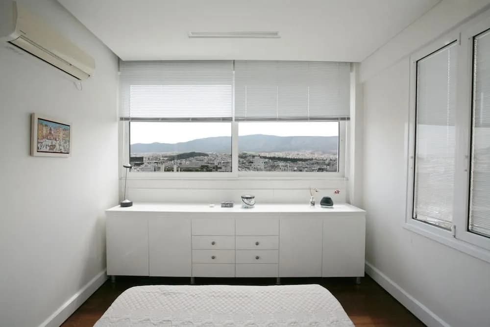 Mind-blowing Acropolis View Apt - photo 1