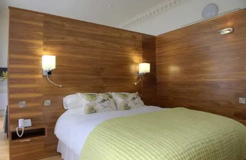 10 Clarendon Crescent - photo 5
